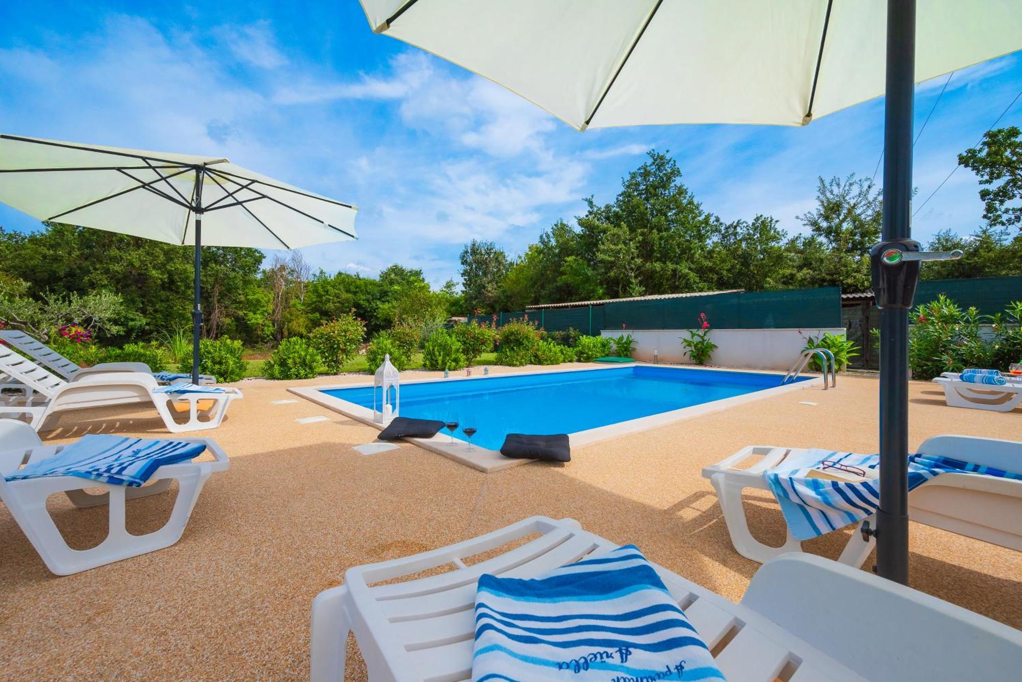 Holiday Apartment Ariella Krizanici Dış mekan fotoğraf